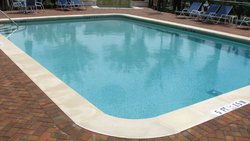Residential Pool #006 by Fountain Pools and Water Features
